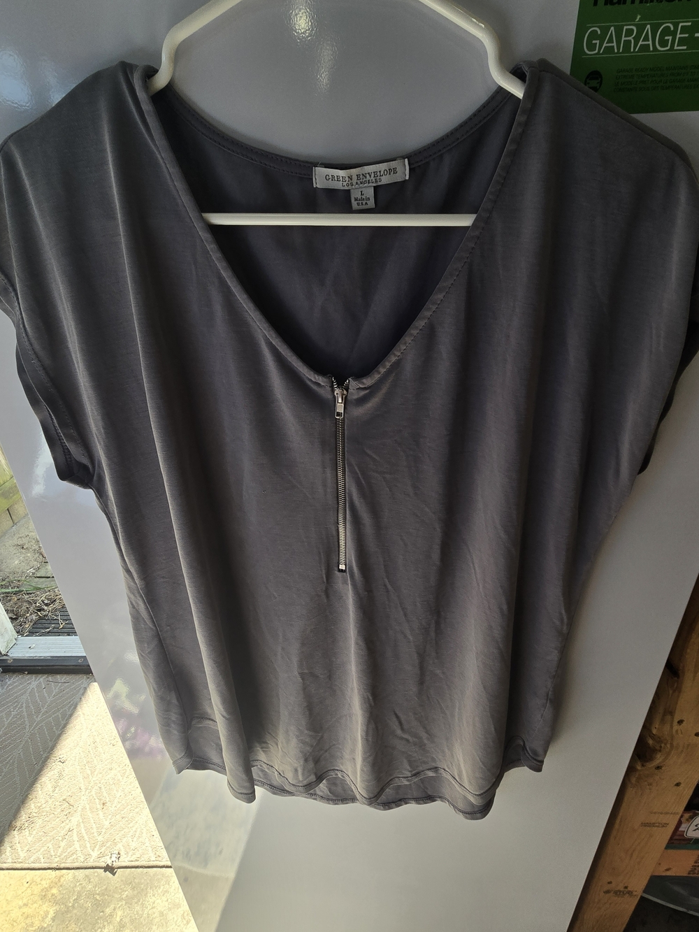 Green Envelope Gray V-Neck Zip Front Women's Top